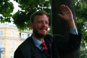Winken will gelernt sein